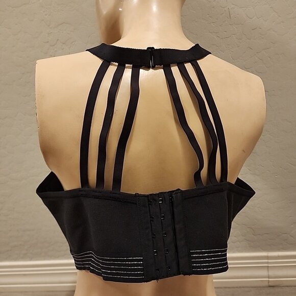 Cacique Bra 44D Lightly Lined No Wire Black Strappy Back - Picture 2 of 4